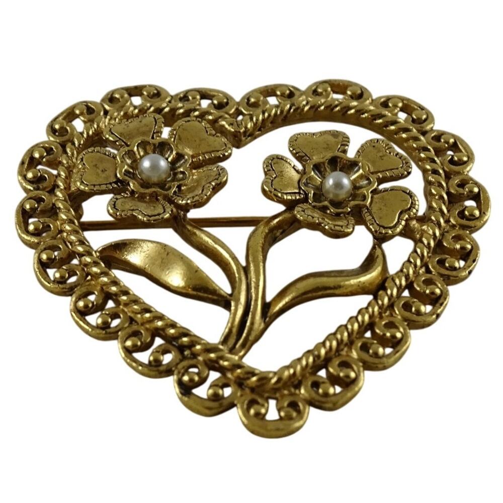 Vintage Unmarked Gold Tone Faux Pearl Brooch Pin Retro Estate Jewelry